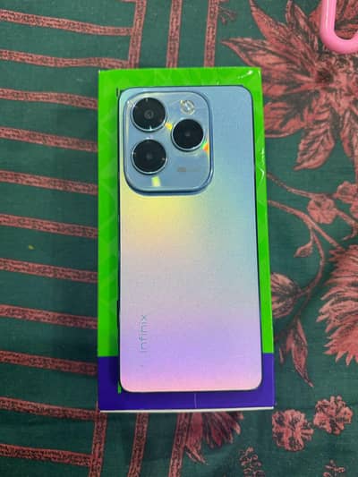 Infinix Hot 40 256GB PTA Approved – Complete Box