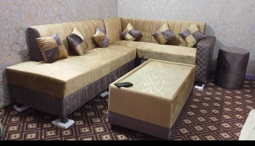 Brand New 5 seater sofa with table