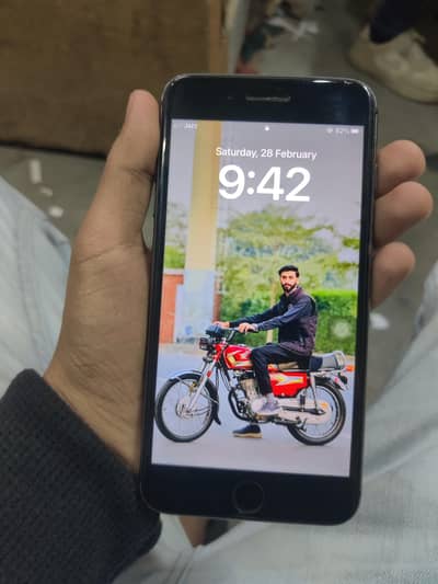 iphone 8 plus pta aproved 256 back camera blur in 1x home button.