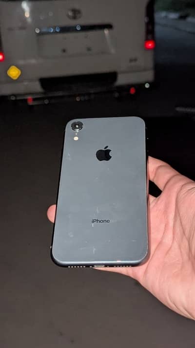 Apple iPhone XR for urgent sale
