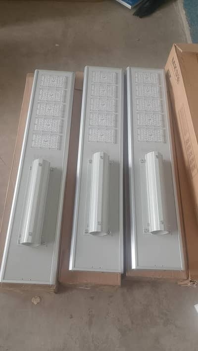Aluminium body solar led street light all in one in stock avble