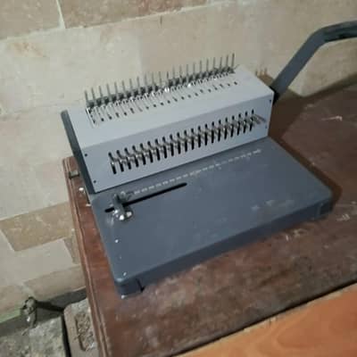 spiral binding machine