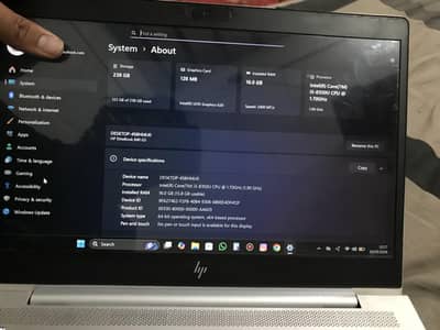 HP Core i5 8th Gen vPro Laptop – Excellent Condition