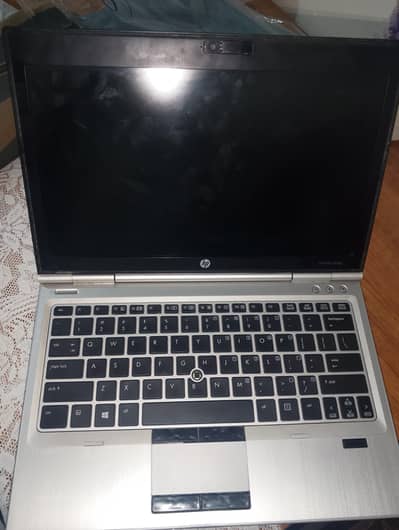 Hp 2570p | 128 Gb SSD & 8GB Ram |
