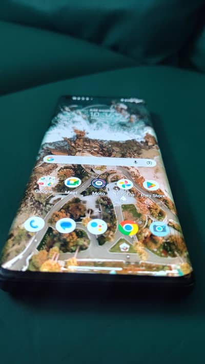 moto edge 6/256 ( Exchange Possible )