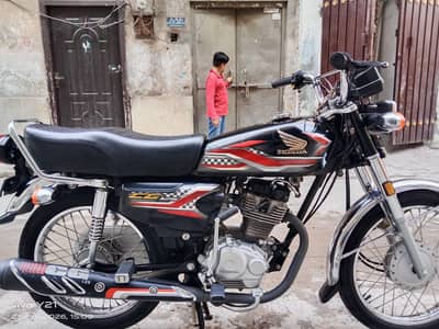 Honda 125 total original 10 by 10