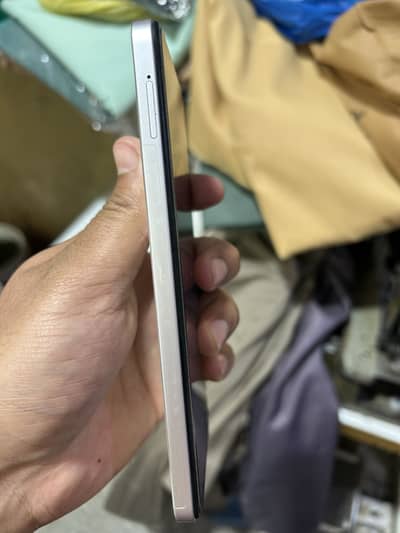 Vivo y19s lush condition