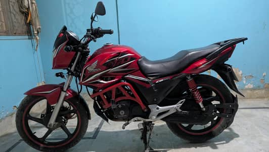 Selling Honda CB-150F - 2020 Model