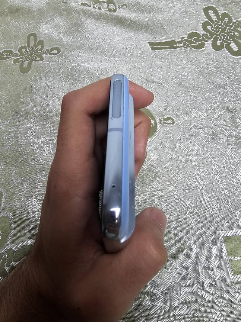 Google Pixel 8 pro 3