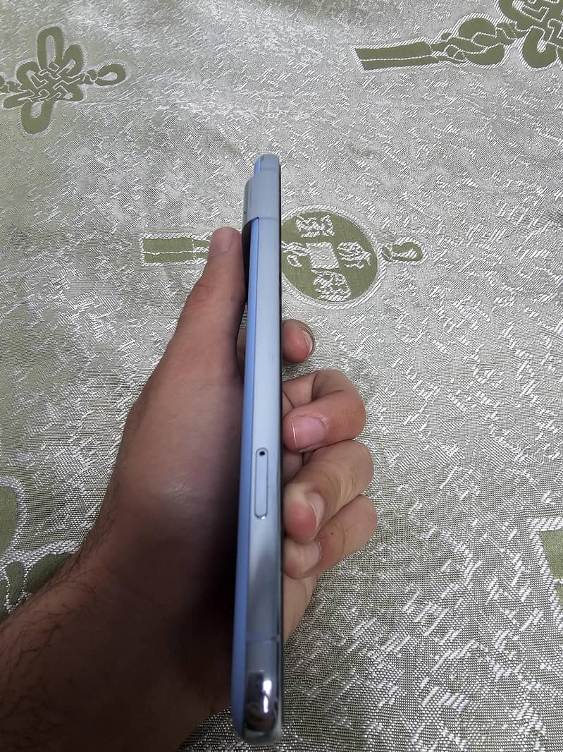 Google Pixel 8 pro 4