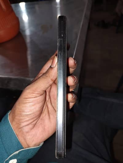 vgo tel new 24      4/128.   pta official approved