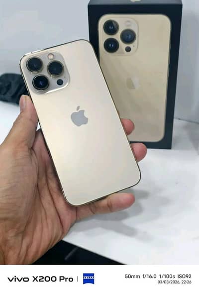 apple i phone 13 pro max available urgent for sale