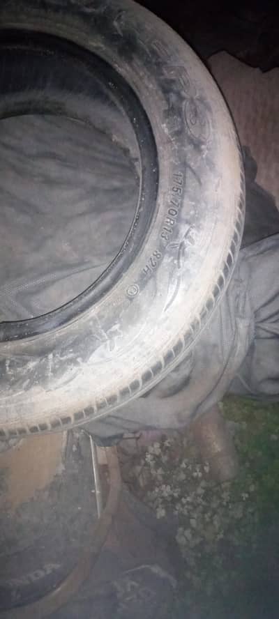 use tyres 175/70/R13 and 145/80/R13