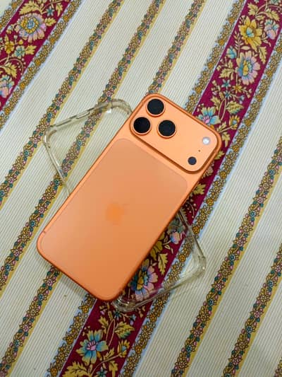 100 BH 83 Cycle  256GB