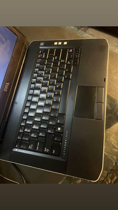 Dell Latitude E 5430 with branded bag