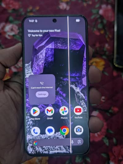 Pixel 8 10/10 just line