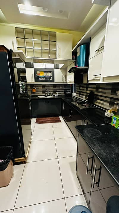 King Tower Flat For Sale In Gulistan e jauhar Block 15