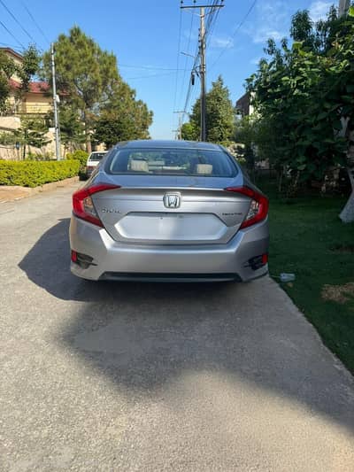 Honda Civic hard-top.