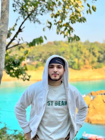 female ab Ghar batha online job Kara only sers 03430886197