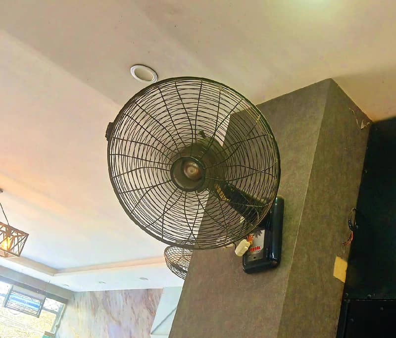 Bracket Fan 1