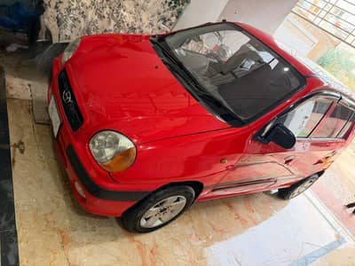 santro Hyundai 2004 model Islamabad number  good condition automatic