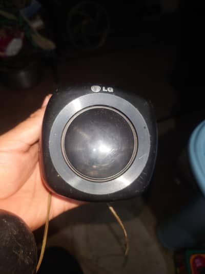 lg 4 inch surround speakers very good sound quality