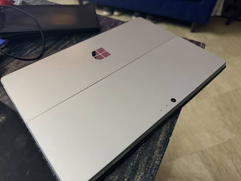 Microsoft Surface Core i7 7th Generation 8GB RAM 256GB SSD 1