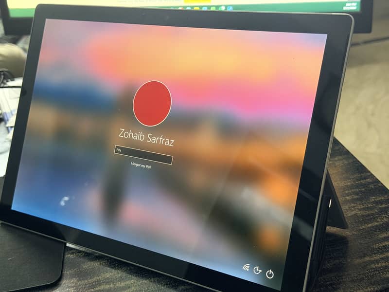 Microsoft Surface Core i7 7th Generation 8GB RAM 256GB SSD 2