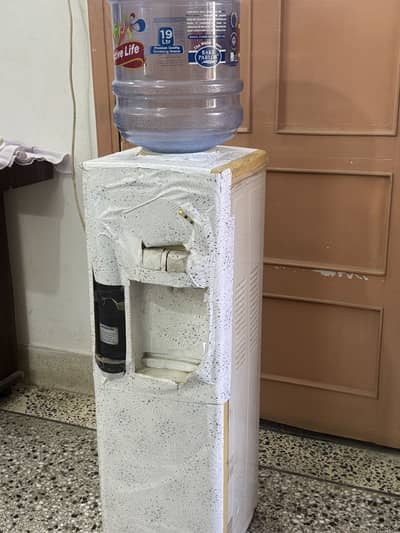 Dispenser working condition chilled water