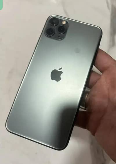 Iphone 11 pro looking new best battery time all ok ha