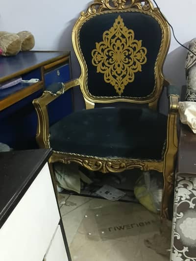 coffe chairs with table