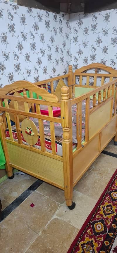 used baby cot with matress