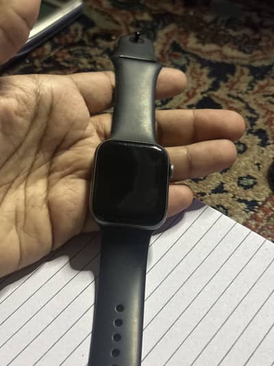 Selling my Apple Watch Series 4 44mm LTE+GPS good condition