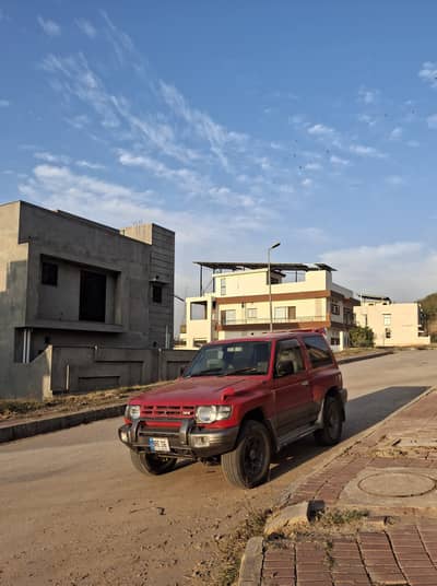 Mitsubishi Pajero 1997