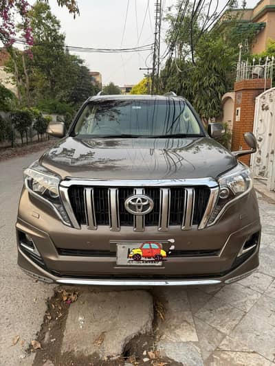 Toyota Prado TX 7 seater13 model 12 month of 2013 consider 2014 model