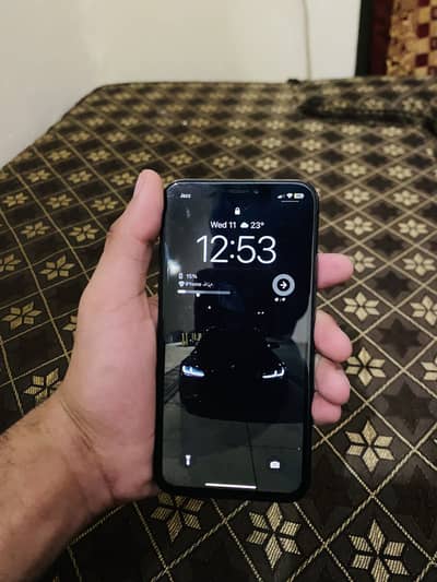 iPhone x official Pta approved.