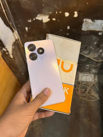 Tecno Spark Go 2024 Dual Sim with Box