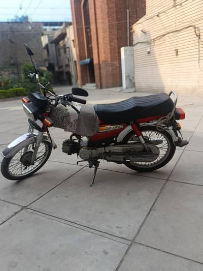 Honda CD 70 (2016) | Honda Center Maintained | Immaculate Condition