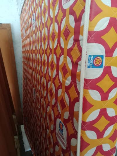 Very good condition Mattress for sale urgent