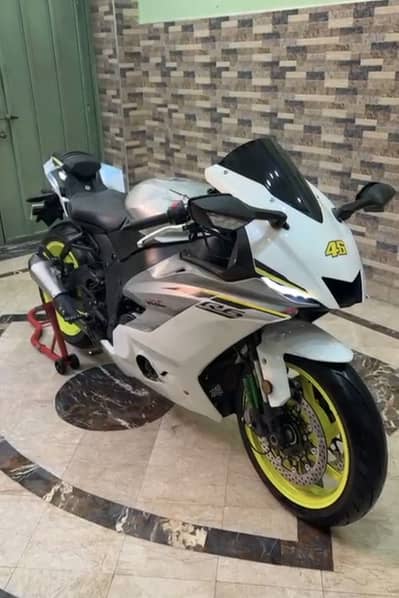 R6  Replica