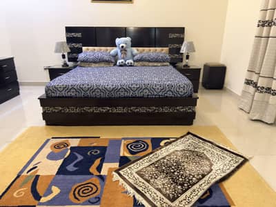 King size bed set with side tables and dressing table