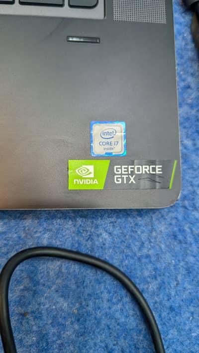 HP zee book i7/6th 8/256