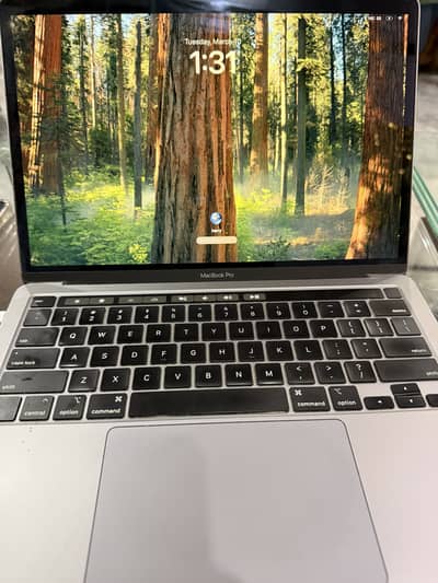 Macbook pro 2020 touchbar 512gb