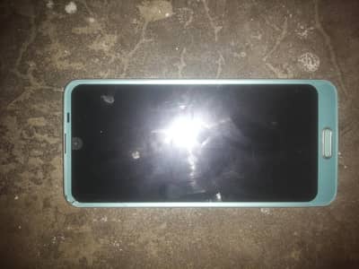 Aquos r2 Non pta