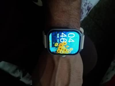 New gift Smart watch complete box