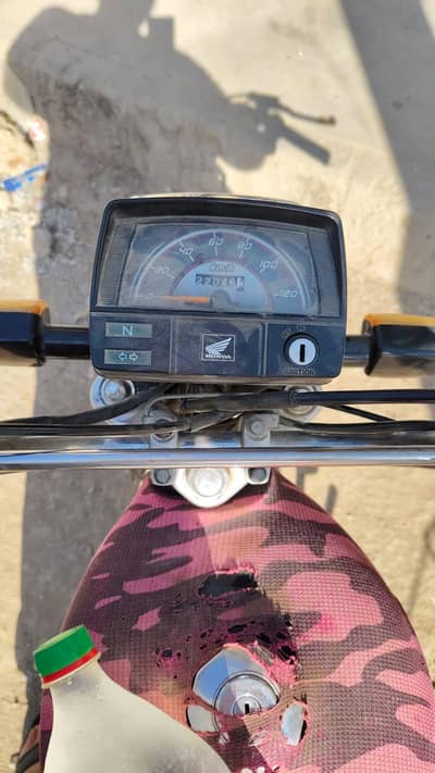 Honda CD 70 cc bike complete file Karachi number 03254984360