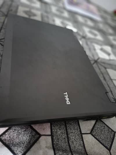 Dell i5 2nd generation gaming 4gbramDDR3