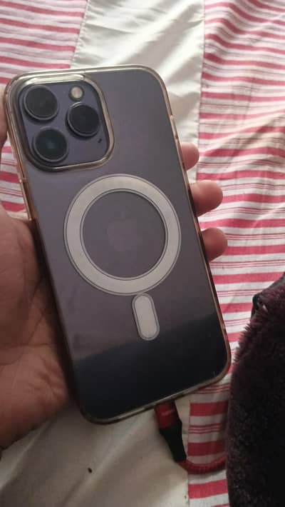 I phone 14 pro max. jv 256 gb