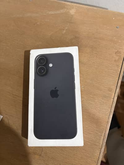 Iphone 16 brand new in warranty 100 health jv 10/10 condition 128 gb