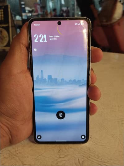 Google Pixel 8 Pro 256 Gb Hai Jis Bhai Ko B Chahye Wo Whatsapp Pr Aay